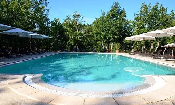 Le clos des Capitelles piscine